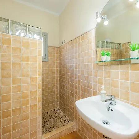 Holiday home Casa Erinna *