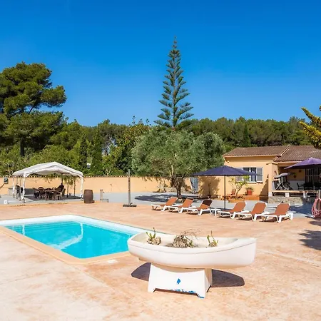 Holiday home Casa Erinna